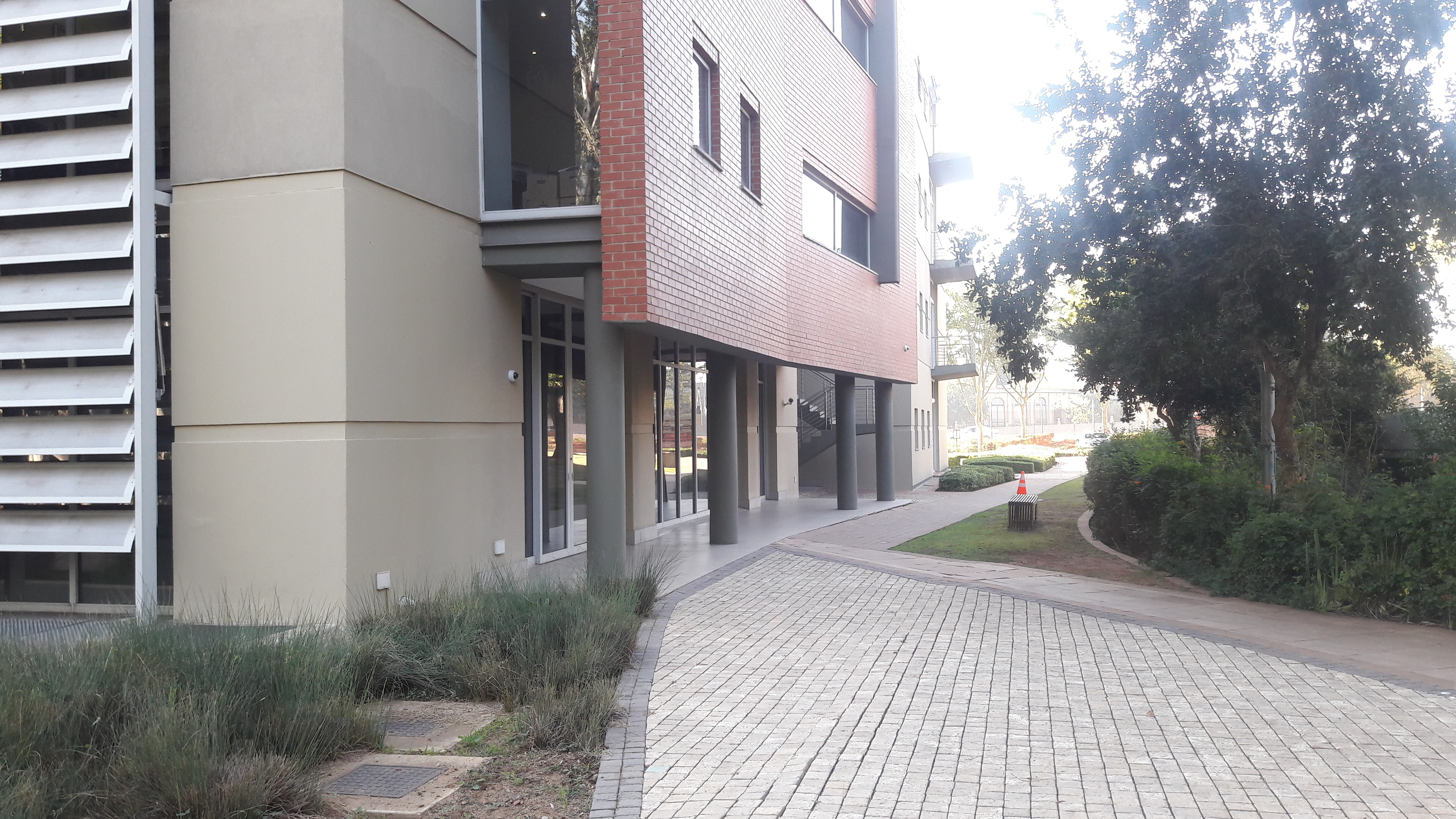 Riverwalk Office Park Refurbishment - Image 5